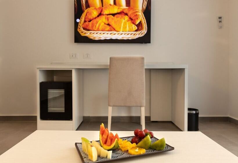 اتاق لوکس, Oasis White