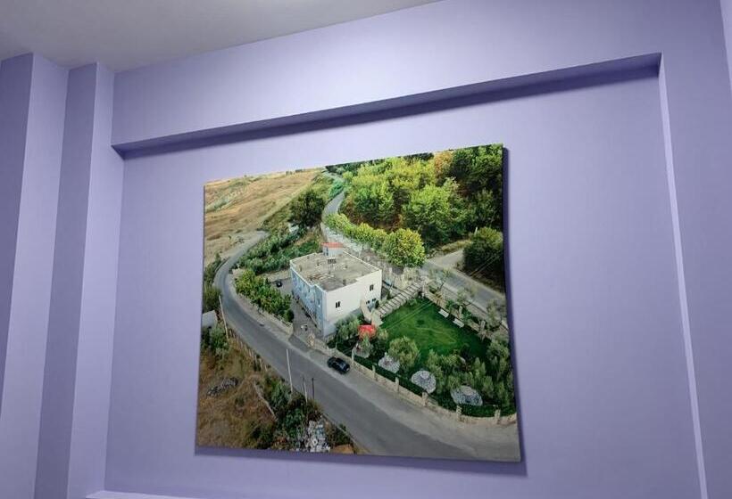 غرفة قياسية مطلة على الجبل, Restaurant Deso