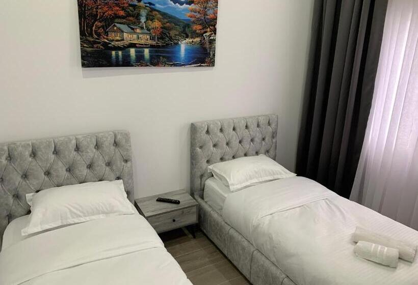 غرفة قياسية مطلة على الجبل, Restaurant Deso