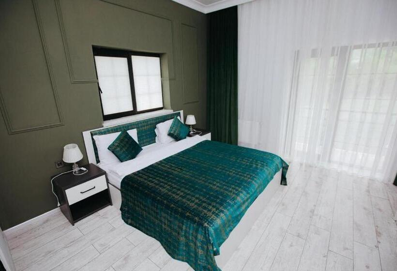 اتاق لوکس, Castle Resort Spa