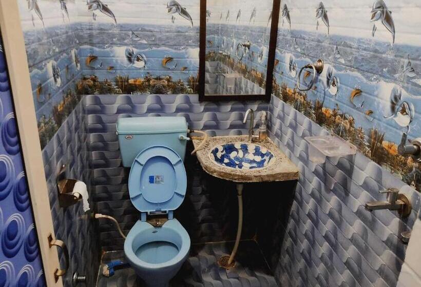 Трехместный Номер Deluxe, Oyo Best Stay