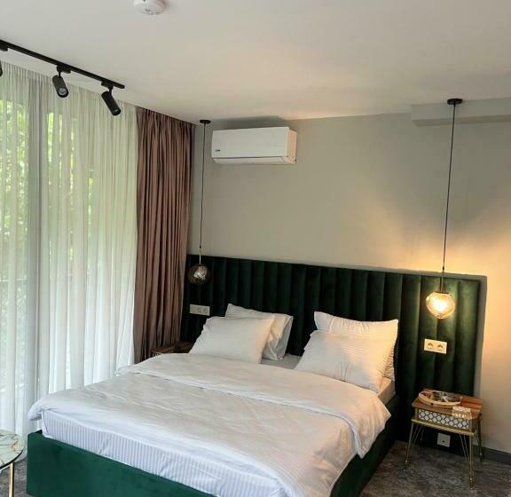 اتاق استاندارد, Park Resort Mtirala National Park