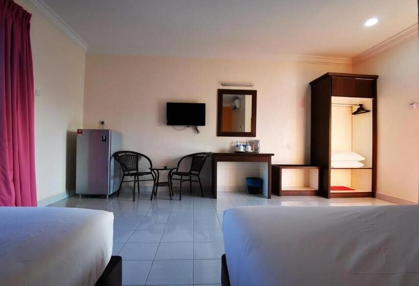 اتاق خانوادگی, Casa Idaman Motel