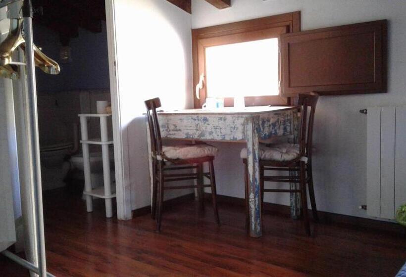 Номер Executive, Arco Ubriaco