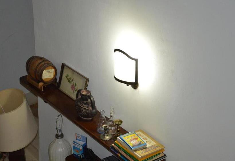 Номер Executive, Arco Ubriaco