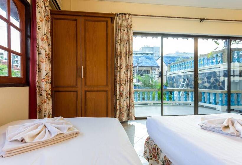 חדר סטנדרט לארבעה, Eriksson Guesthouse