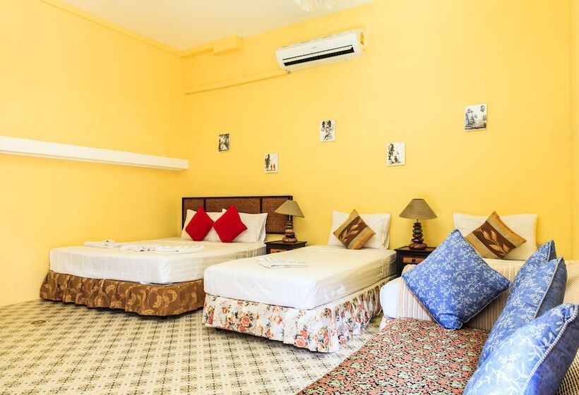 חדר משפחתי, Eriksson Guesthouse