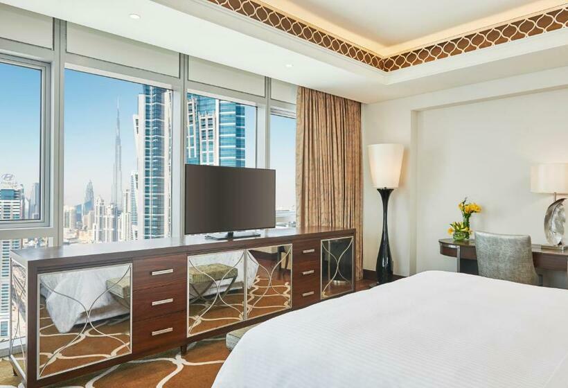 سوئیت اجرایی با تخت کینگ, Hilton Dubai Al Habtoor City