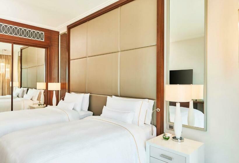 اتاق خانوادگی, Hilton Dubai Al Habtoor City