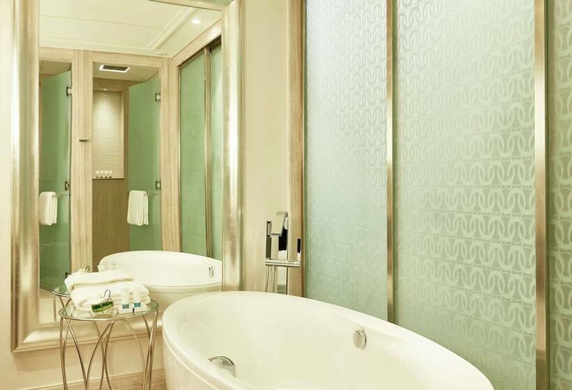 اتاق استاندارد, Hilton Dubai Al Habtoor City