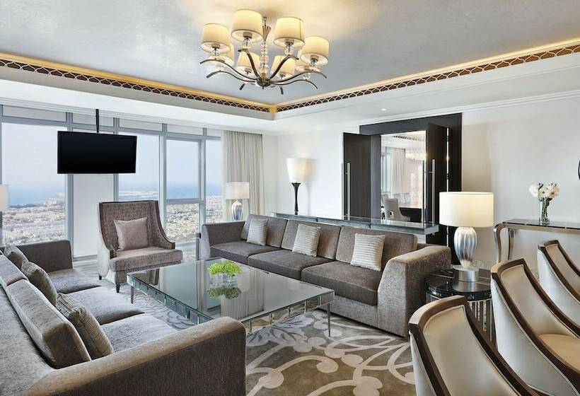 سوییت, Hilton Dubai Al Habtoor City