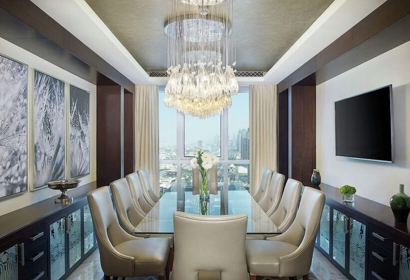 سوییت, Hilton Dubai Al Habtoor City