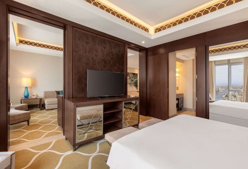 سوییت خانوادگی, Hilton Dubai Al Habtoor City