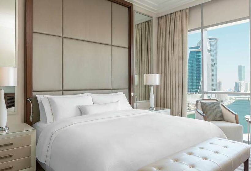 سوییت, Hilton Dubai Al Habtoor City