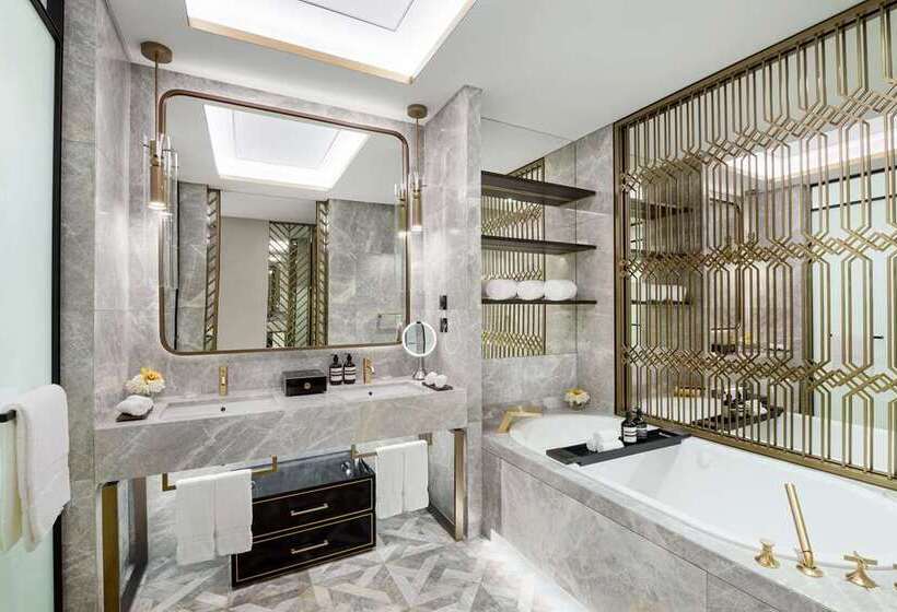 سوییت, Hilton Dubai Al Habtoor City