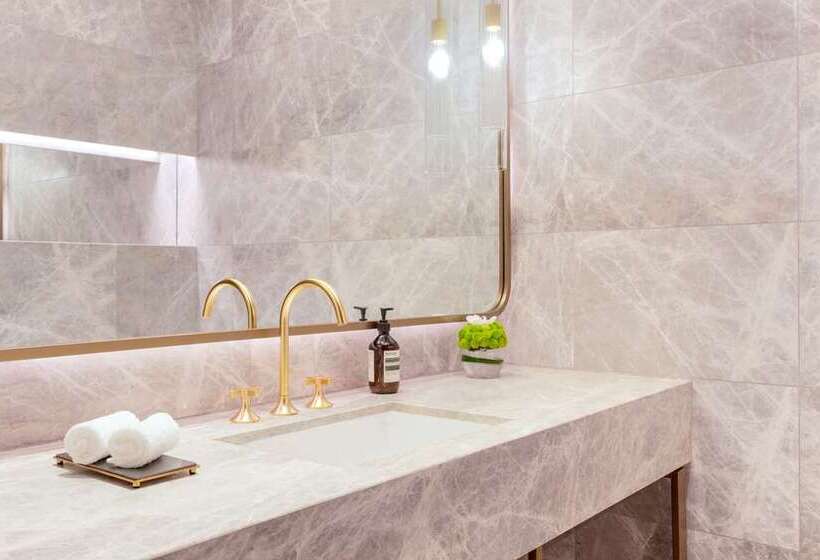 سوییت, Hilton Dubai Al Habtoor City