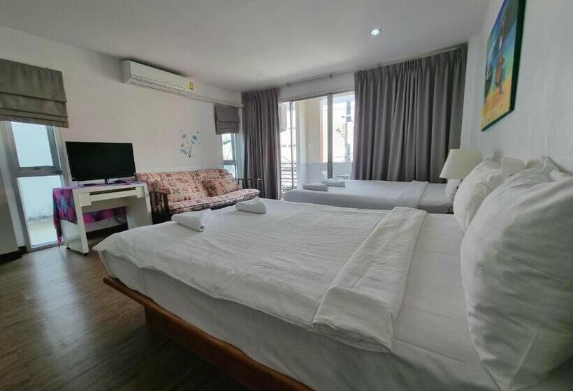 디럭스 패밀리 룸, Jinta Andaman