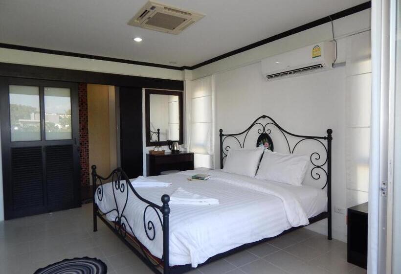 디럭스 룸, Jinta Andaman