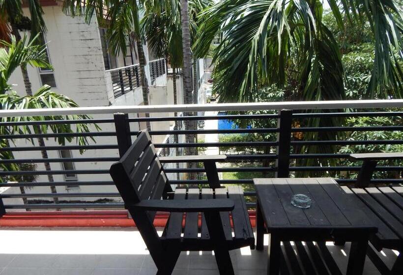 디럭스 룸, Jinta Andaman