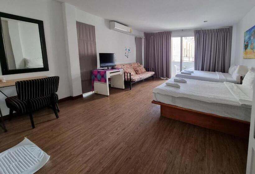 Habitación Familiar Deluxe, Jinta Andaman