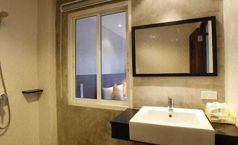 Superior Kamer, Nize