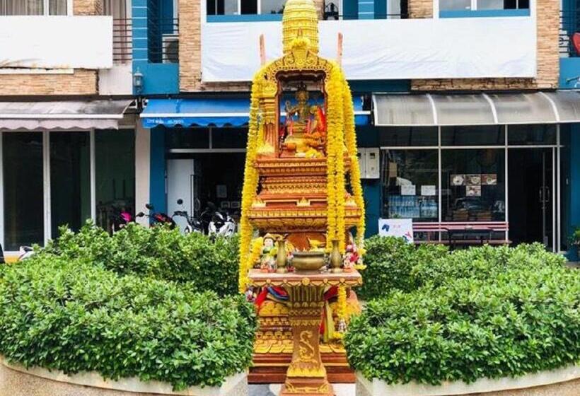 Кровать в Общей Комнате, Ok Phuket