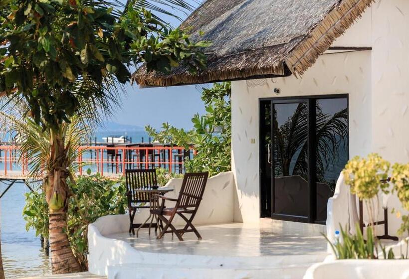 חדר דלוקס, Samui Pier Beach Front & Resort