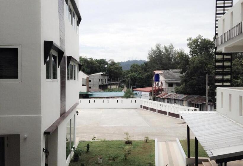 آپارتمان سوپریور 1 خوابه, Siray House