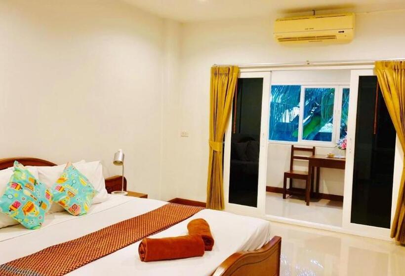 آپارتمان 1 خوابه با بالکن, Siray House