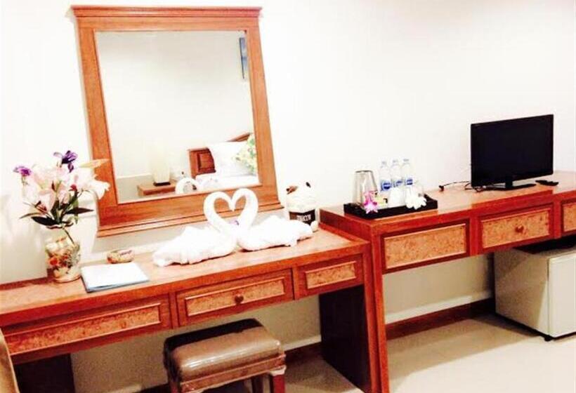 آپارتمان 1 خوابه با بالکن, Siray House