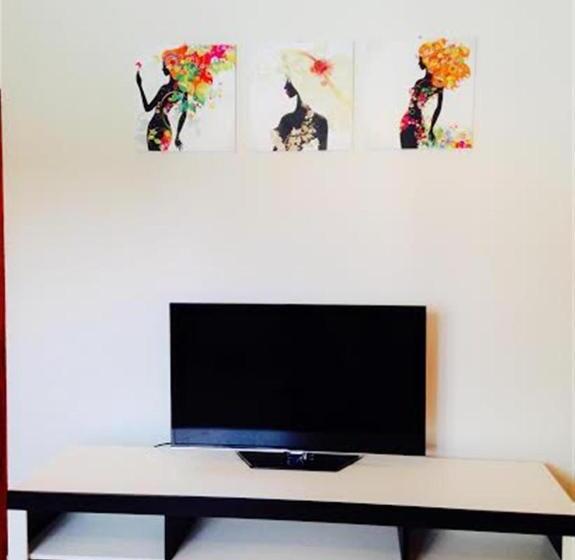 آپارتمان سوپریور 1 خوابه, Siray House