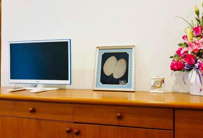 آپارتمان سوپریور 1 خوابه, Siray House