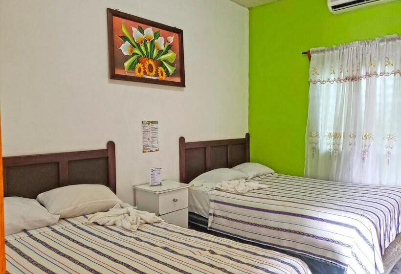 اتاق استاندارد با 2 تخت دوبل, Y Restaurante Las Gardenias