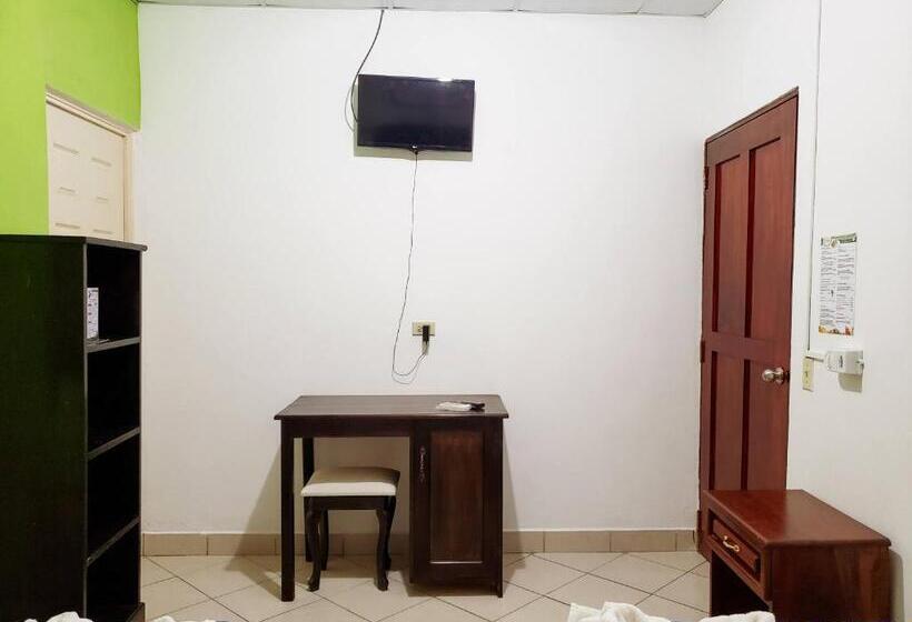 اتاق استاندارد با 2 تخت دوبل, Y Restaurante Las Gardenias