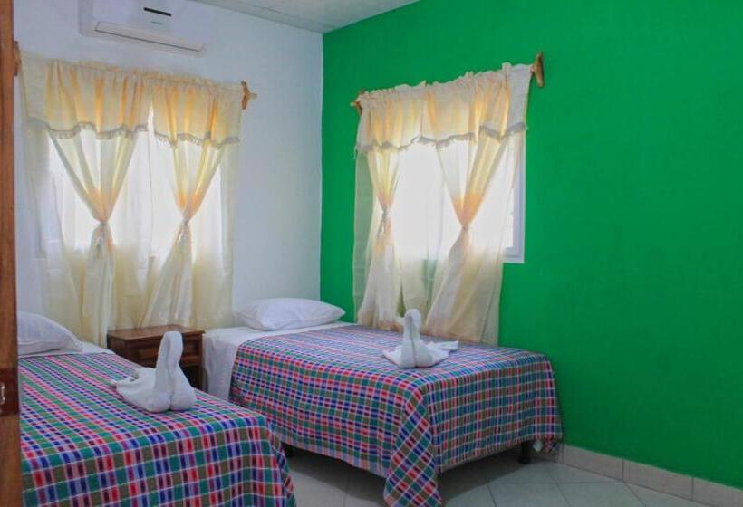 اتاق استاندارد با 2 تخت دوبل, Y Restaurante Las Gardenias