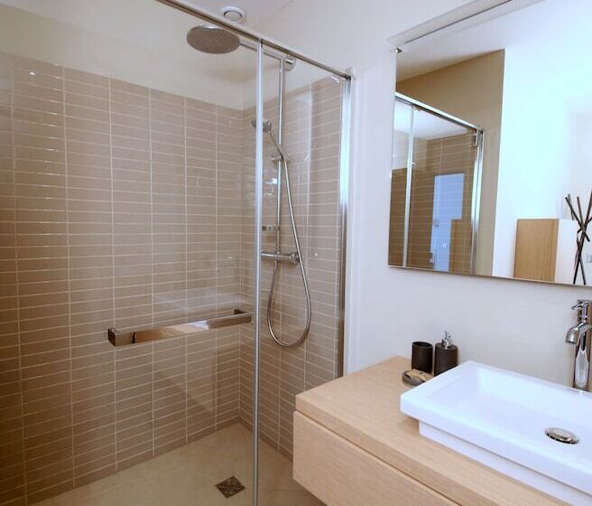 Standard Connecting Room, Domaine Rampale