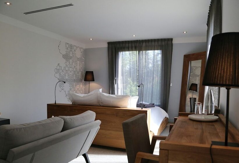 套房带园景, Domaine Rampale