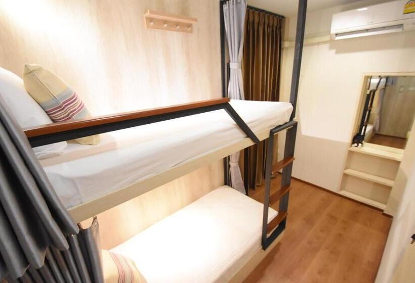 Llit en Habitació Compartida amb Bany Compartit, Silom Forest Exclusive Residence