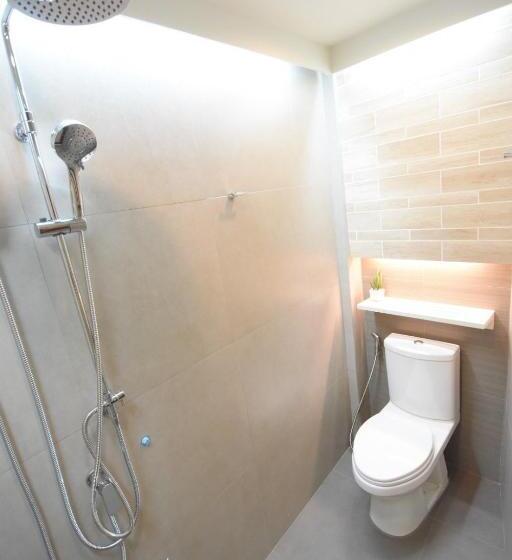 Cama em Quarto Compartilhado com Banheiro Compartilhado, Silom Forest Exclusive Residence