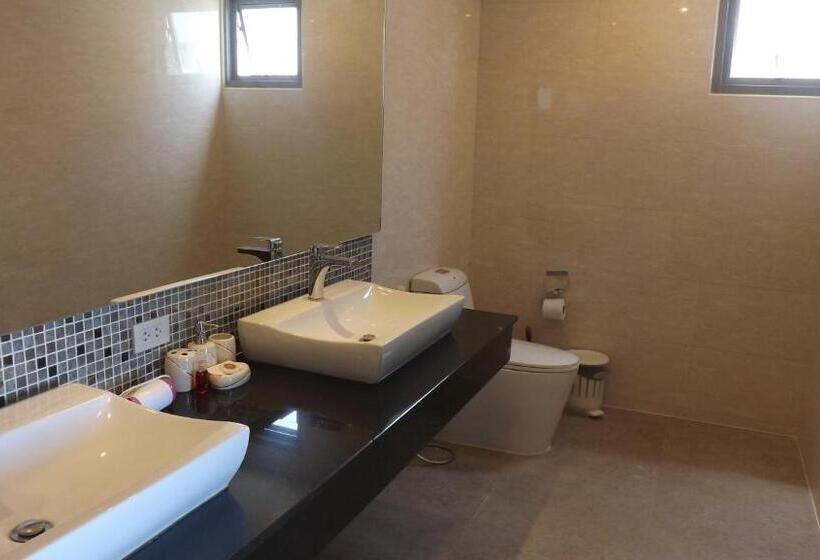 דירת פנטהאוז 1 חדרי שינה, Tropical Sea View Residence