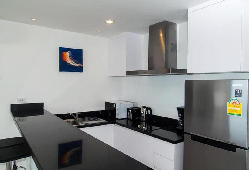 דירת דלוקס 2 חדרי שינה, Tropical Sea View Residence