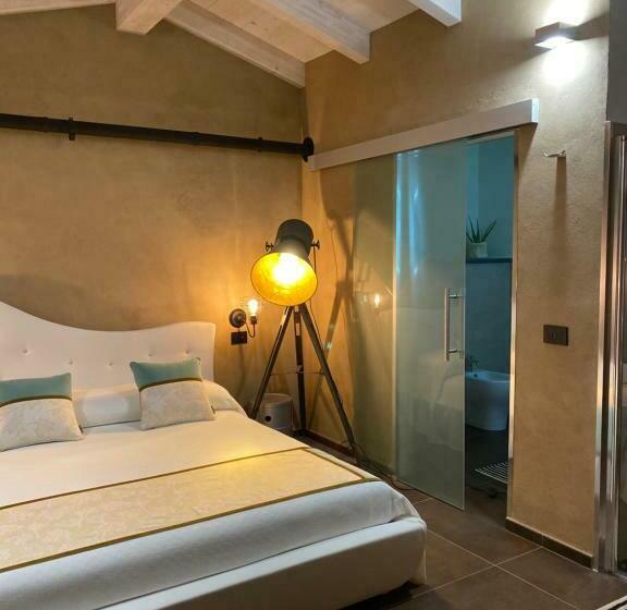 غرفة قياسية سرير كينج لذوى الإحتياجات الخاصة, Luvias Spa