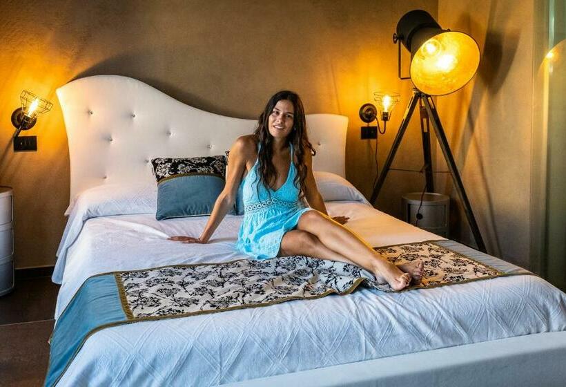 غرفة قياسية سرير كينج لذوى الإحتياجات الخاصة, Luvias Spa