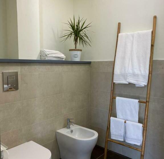 غرفة قياسية سرير كينج لذوى الإحتياجات الخاصة, Luvias Spa