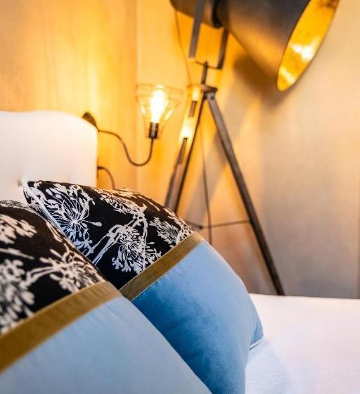 غرفة قياسية سرير كينج لذوى الإحتياجات الخاصة, Luvias Spa