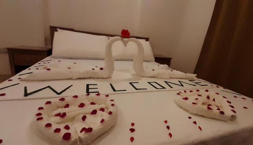 اتاق لوکس, Paradisola