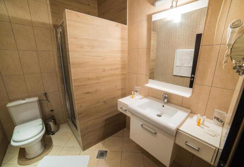 اتاق لوکس, Atlas Ugljevik