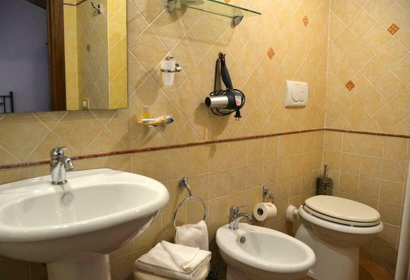 اتاق استاندارد, L Oasi Della Pergola