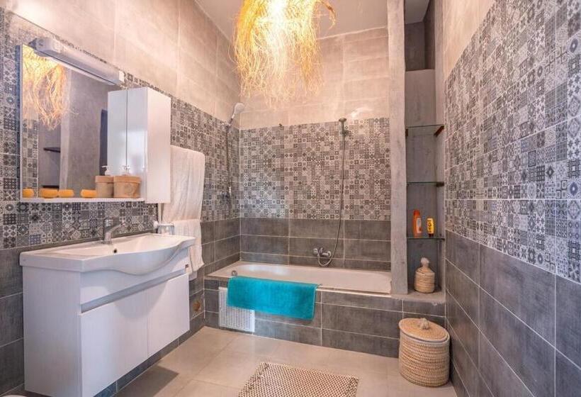 خانه 1 خوابه, La Fattoria Ecolodge