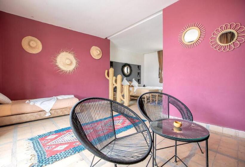 سوییت با چشمانداز استخر, La Fattoria Ecolodge